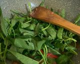 Foto langkah ke 4 dari resep Cah kangkung taoco.