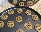 Foto del paso 4 de la receta: Cookies de avena y coco sin manteca con chips