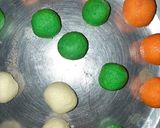 A picture of step 4 of Tricolour Peda.