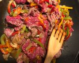 Une image de l'étape 3 de Bœuf sauté aux poivrons.