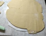 Foto del passaggio 3 della ricetta Crostata con crema pasticcera e fragole