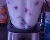 Foto del paso 4 de la receta: Yogur bebible de frutos rojos 🍓🫐🩷💗