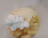 A picture of step 3 of Pineapple slash.