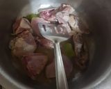 A picture of step 1 of Chinese pulao.