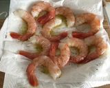 A picture of step 3 of Linguine with Gorgonzola Cream, Shrimp, and Crispy Lardo di Colonnata.