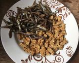 Foto langkah ke 2 dari resep Oseng Tempe teri mudah.