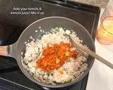 A picture of step 4 of Kimchi Fried Rice.