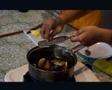 Foto langkah ke 2 dari resep Wedang Cola Rempah.