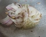 A picture of step 2 of Lauki Bhaji.