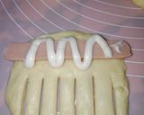 Foto langkah ke 6 dari resep Roti Abon Mayo.