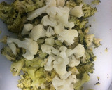 Foto del paso 1 de la receta: Revuelto de coliflor y brócoli