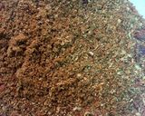 A picture of step 5 of Indian snack (crisp sphere with flavoured water/curd mixture).