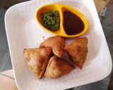 A picture of step 6 of Gujarati samosa.