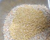 A picture of step 1 of Mix daal pakodas.