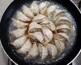 รูปขั้นตอนการทำที่ 2 ของ เกี๊ยวซ่า/เกี๊ยวซ่าญี่ปุ่น Gyoza