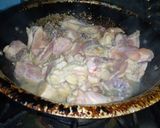 A picture of step 5 of Chicken bhuna gosht.