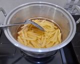 Foto langkah ke 3 dari resep Kentang Goreng (French Fries).