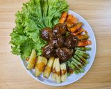 Foto langkah ke 7 dari resep Bola Bola Daging Saus Bistik.