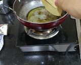 A picture of step 2 of Aloo Matar In Thick Brown Gravy.