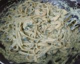 Foto del paso 13 de la receta: Tallarines en salsa Alfredo con camarones y espinacas