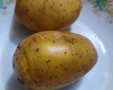 A picture of step 1 of Spiral fried potatoes.