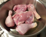 Foto del passaggio 3 della ricetta Pollo con i chiodini