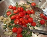 A picture of step 4 of Tuscan Chicken.