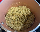 A picture of step 5 of Roasted Mussels with Garlic-Butter Crumbs.