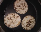 Foto del paso 3 de la receta: Pizzetas súper prácticas y riquísimas