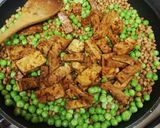 Foto del paso 6 de la receta Salteado de lentejas con tofu y guisantes