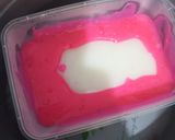 Foto langkah ke 5 dari resep Puding nutrijel susu maizena merah putih.