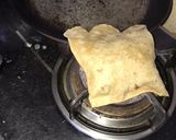 A picture of step 3 of Roti.