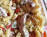 Une image de l'étape 3 de Salade de pâtes au poulet.