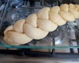 Foto del paso 7 de la receta: Trenza rellena de queso crema