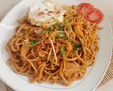 Foto langkah ke 5 dari resep Mie Goreng Pedasss!.