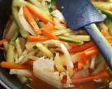Foto langkah ke 4 dari resep Nyonya Acar : Tumeric Acar.