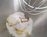 Foto langkah ke 2 dari resep Zebra Butter Cake.