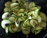 Foto del paso 2 de la receta: Falsos espaguettis de calabacín