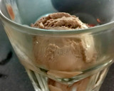 Foto del paso 1 de la receta: Helado de chocolate con Coca/ helado flotante