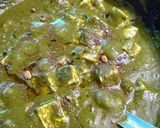 A picture of step 15 of Palak paneer.