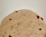 Foto langkah ke 6 dari resep Soft Sourdough cranberry and cheese.