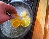 A picture of step 3 of Candied Orange Slices🍊🍊.