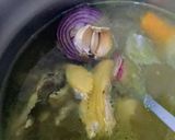 A picture of step 1 of Special rich soup.