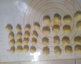 Foto langkah ke 4 dari resep Bolen Pisang Tanpa Korsvet.