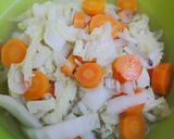 Foto langkah ke 4 dari resep Tumis Sawi & Wortel.