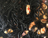 Foto del paso 14 de la receta: Spaghetti nero di sepia al frutti di mare