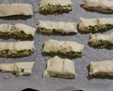 Foto del passaggio 3 della ricetta Sfogliatine alle zucchine