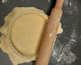 Une image de l'étape 8 de Quiche légère au fromage blanc, saumon frais et courgette.