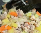 Foto langkah ke 2 dari resep Creamy Chicken Stew.