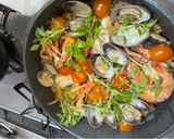 A picture of step 7 of Seafood Pan Rice.